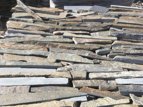 Горбушка златолит мультиколор для облицовки купить в Кировграде