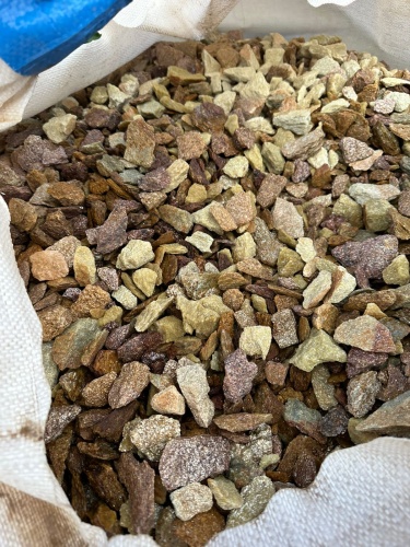 Златолит персиковый декоративная каменная крошка купить в Кировграде