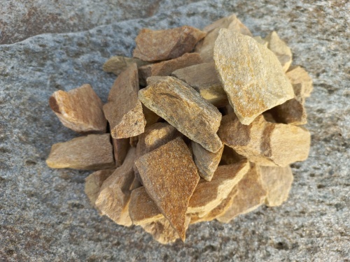 Златолит жёлтый декоративная каменная крошка купить в Кировграде