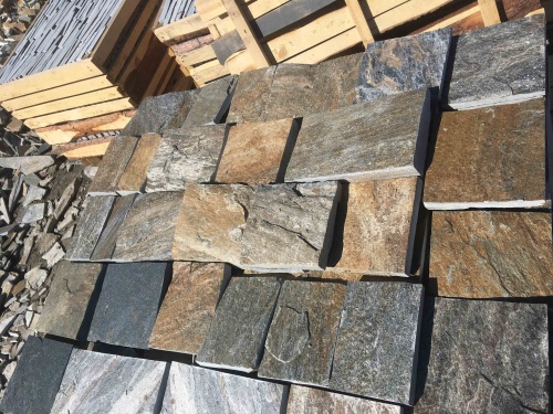 Плитка пилёная златолит Уральский для цоколя, отмостки купить в Кировграде