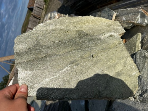 Плитняк златолит зелёный для цоколя, отмостки купить в Кировграде