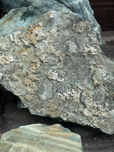 Ландшафтные глыбы зелёные 200-500 килограмм купить в Кировграде