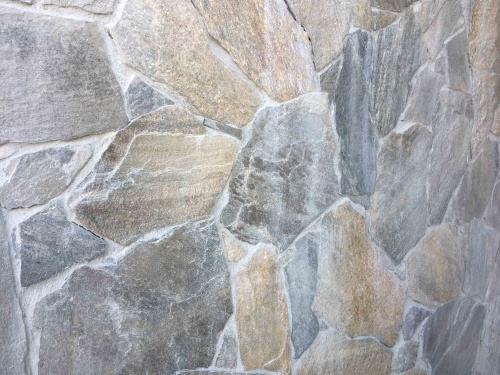 Плитняк златолит Уральский  для фасада купить в Кировграде