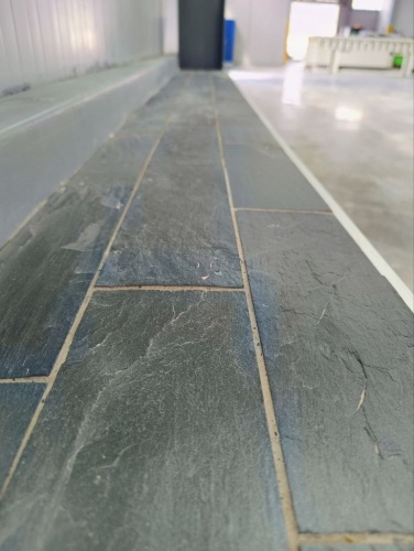 Плитка чёрная из натурального камня фасадная 30 см * 5 см, толщина 7 мм -30 мм купить в Кировграде