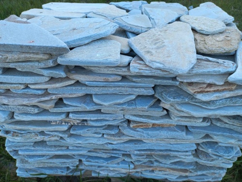 Плитняк златолит зелёный галтованный для цоколя купить в Кировграде